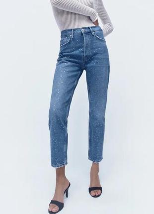 Джинсы zara кропы уровни прямые высокая посадка zw the high rise cropped rhinestone jeans