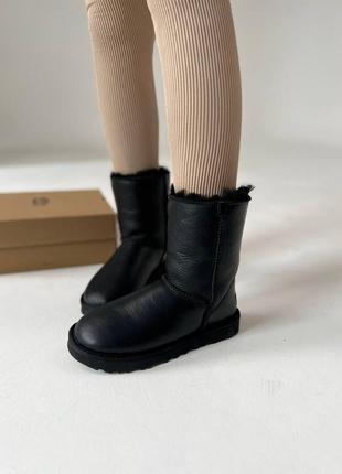 Угги угг уггі ugg classic short ii zip boot