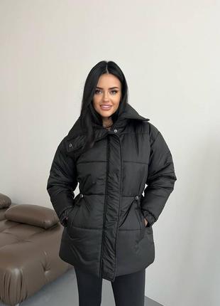 Теплая зимняя женская куртка средней длины на силиконе 250