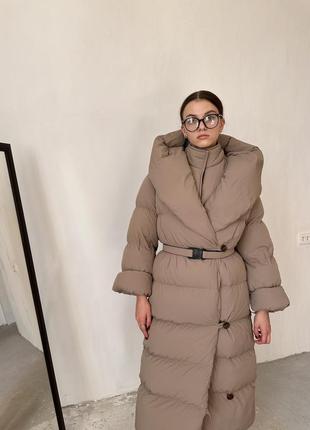 Пуховик мокко бежевий дутий пальто довгий