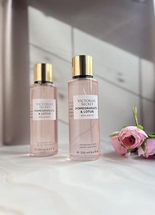 Парфюмированный спрей для тела victoria's secret pomegranate & lotus balance 250 мл