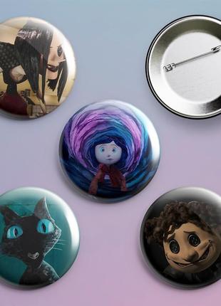 Закатные значки с принтом коралина в стране кошмаров coraline металлические на булавке 56 мм х 4 штуки