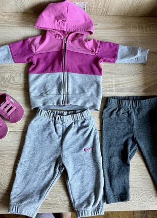Костюм nike adidas на дівчинку пінетки кросівки puma