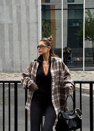 Двухсторонняя рубашка оверсайз в клетку на пуговицах