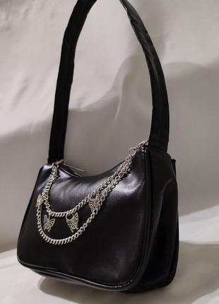 Чорна сумочка багет з метеликами5 фото