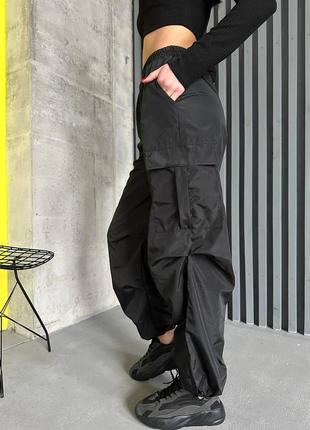 Жіночі модні штани-карго з кишенями