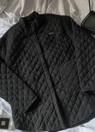 Жіноча осіння стьобна чорна куртка-сорочка на кнопках великі розміри 50-56