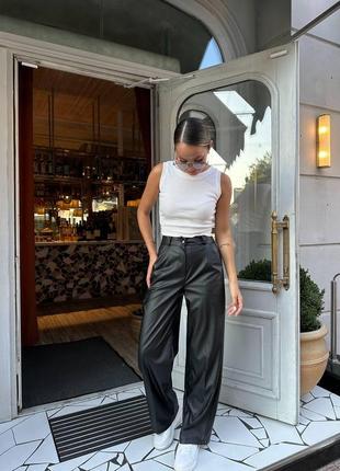 Шкіряні жіночі штани