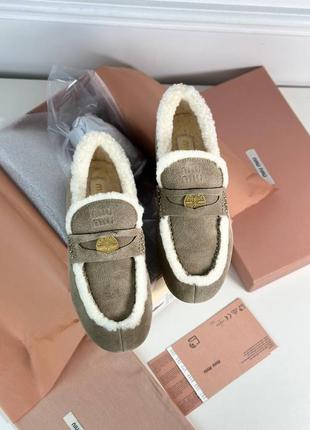 Лоферы на меху в стиле miumiu замша шоколадные