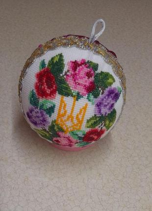 Ялинкові іграшки ручної роботи. новорічна куля 10 см. hand made подарунок. прикраси на ялинку. зроблено в україні