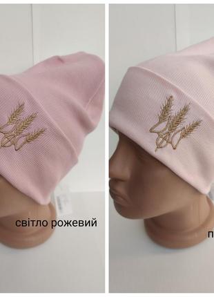 Шапочки з вишивкою 52-54