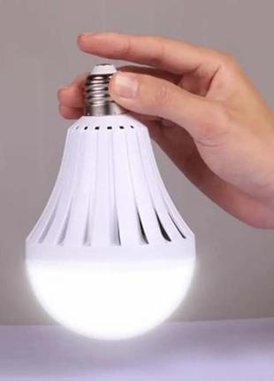 Смарт-лампа светодиодная 9 вт с аккумулятором
