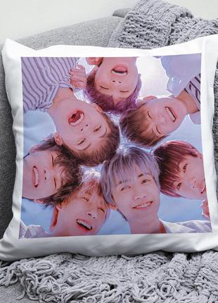 Декоративна подушка плюшева подарунок з принтом kpop nct 127