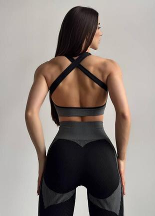 Бесшовный комплект push up для фитнеса/йоги (рашгард+топ+лосины),цвет черно-серый /костюм спортивный женский8 фото