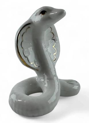 Статуетка порцелянова «змія-кобра» (10,5х9х6 см)