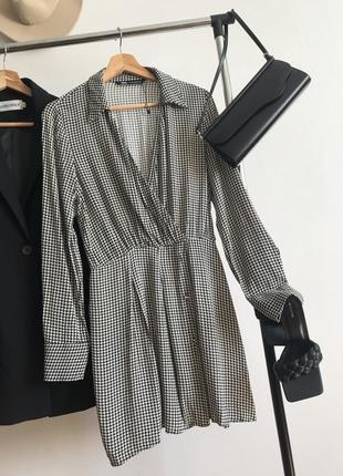 Сукня на запах