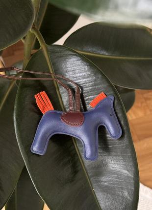 Коник брелок hermes blue 11 х 9 х 1 см