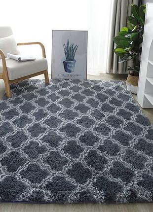 Очень стильный ковер с густым ворсом