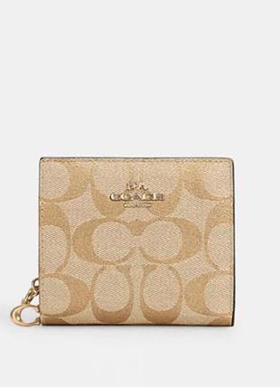 Маленький брендовий жіночий гаманець, бежевий колір, coach snap wallet in signature canvas, оригінал, сша