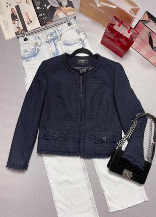 Твидовый пиджак в стиле chanel