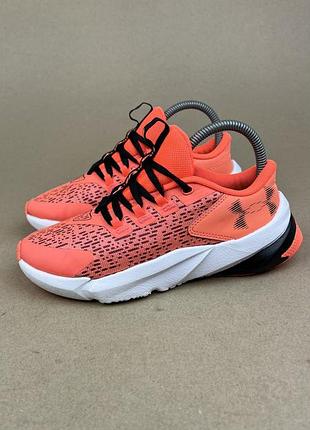 Оригінальні кросівки under armour scramjet