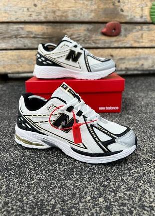 New balance 1906r metallic gold