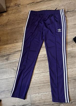 Спортивные штаны