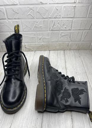 Крутые женские ботинки dr.martens оригинал5 фото