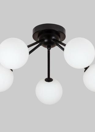 Чорна стельова люстра з білими кулями на 5 ламп five-light (61-x1005f-5 bk+wh (120))