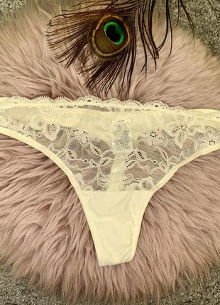 Шикарні трусики-стринги, calvin klein, p.м