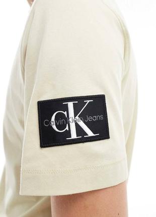 Calvin klein jeans badge regular t-shirt in green