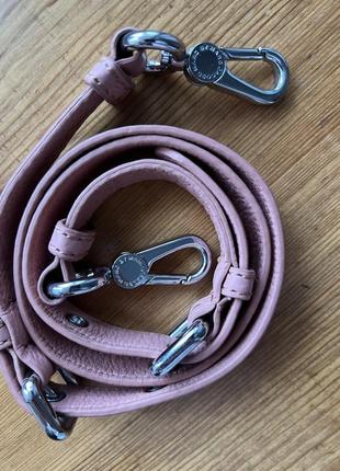 Ремінь marc jacobs до сумки крос боді пудровий плечовий довгий ремінь на сумку ручка на сумку