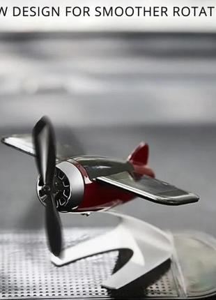 Сувенир модель самолета анимация в машину. solar airplane