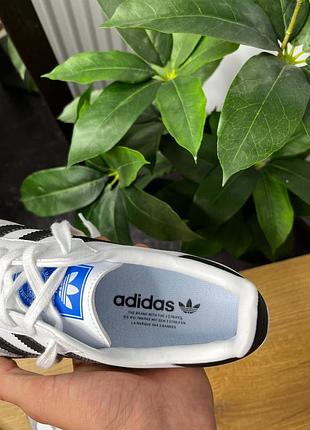 Легендарные кроссовки adidas samba 8