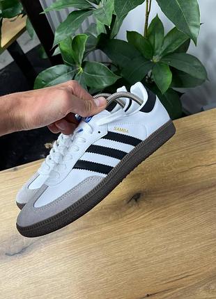 Легендарные кроссовки adidas samba 3