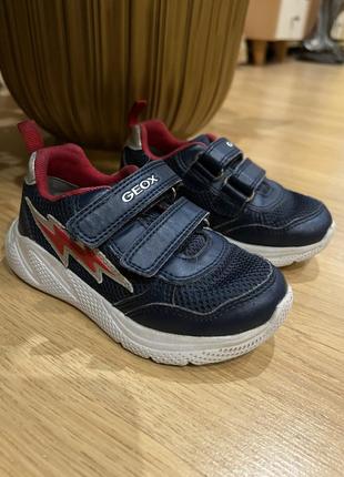 Geox кросівки