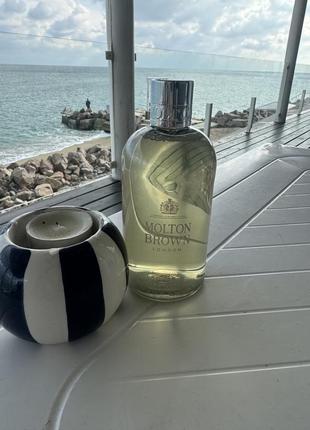 Продам гель для душа  від люксового бренду molton brown