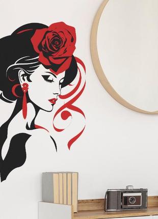 Наклейка вінілова дівчина в капелюсі з червоною трояндою на стіну40*60см5 фото