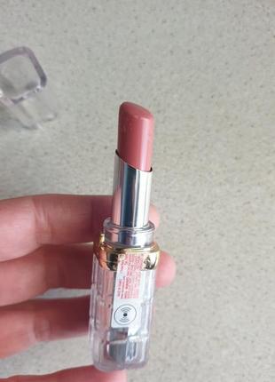 Loreal color riche shine увлажняющая помада