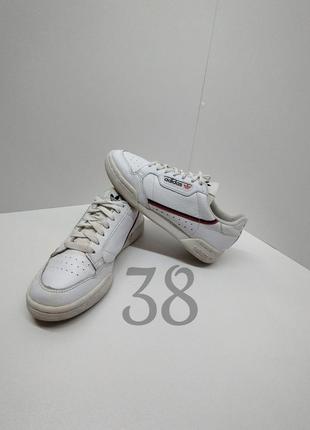 Білі кросівки adidas continental 80