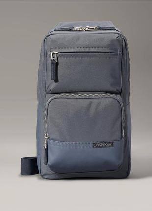 Сумка-слінг calvin klein utility sling bag
