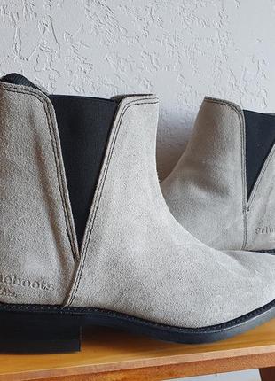 Супер стильные и качественные ботинки элитного бренда
