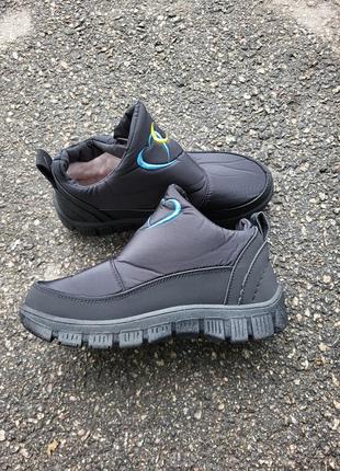 Дутики кросівки жіночі зимові чорні