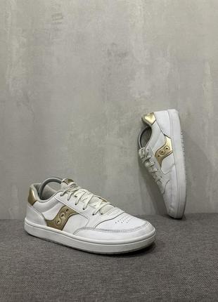 Осенние классические кроссовки кеды обуви saucony
