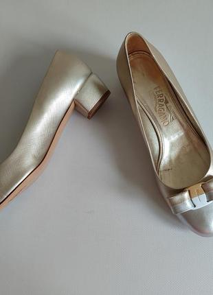 salvatore Polo ferragamo дизайнерские итальянские туфли на небольших толстых каблуках 40 размер4 фото
