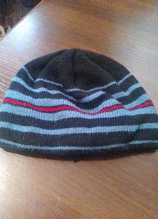 Шапка на хлопчика 7-8 р на утепленні