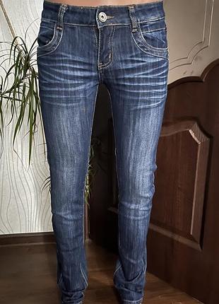 Джинси