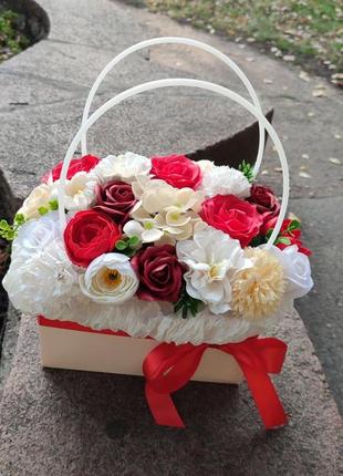 Подарок букет с мыльной атласной ленты сладкие букеты