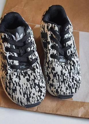Кроссовки adidas 24 размер 4