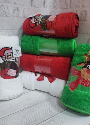 Рушники для обличчя, рук з символом нового року